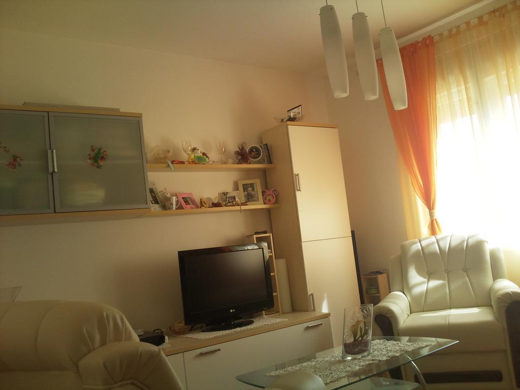 פאז'אנה Apartments Cerin חדר תמונה